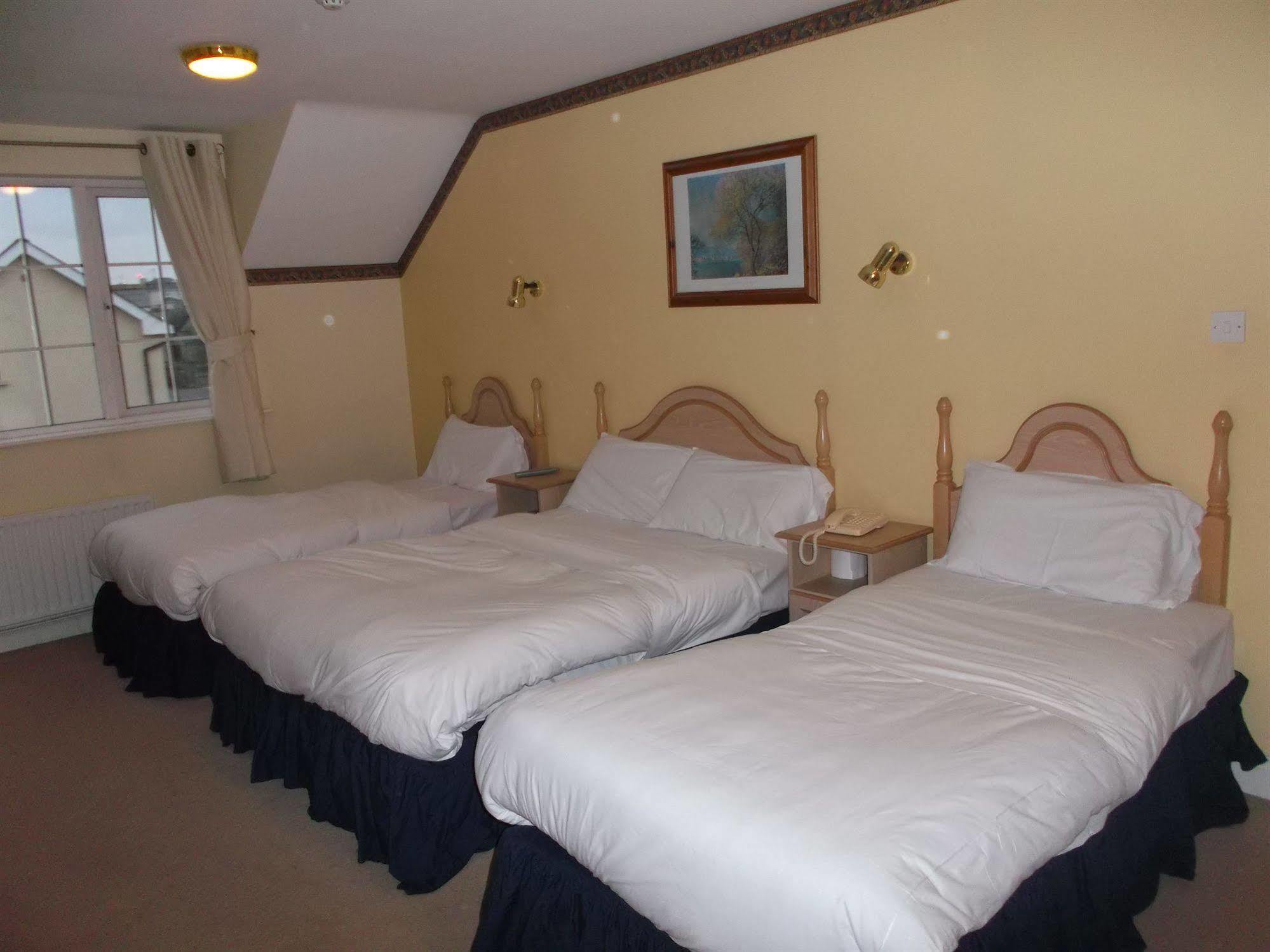 Dalys Inn Donore  Exteriér fotografie
